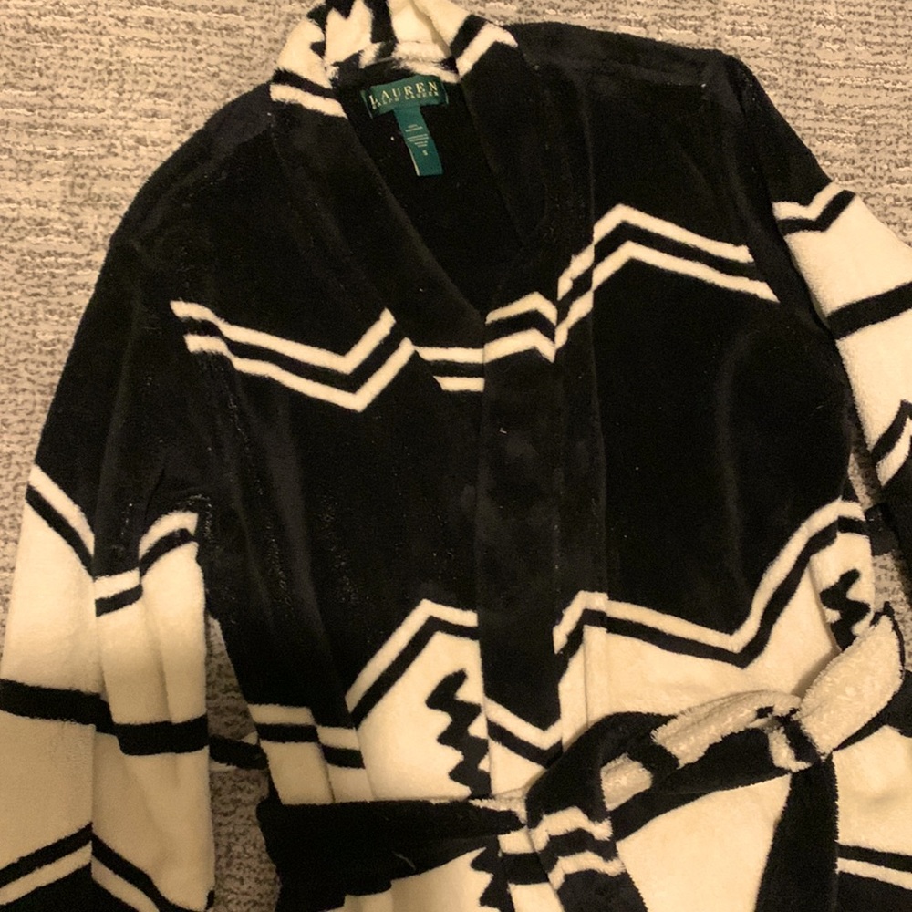 Lauren by Ralph Lauren black and white fleece robe size small